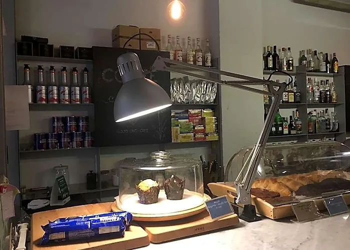 호스텔 Good One Poshtel & Cafe Bar 방콕