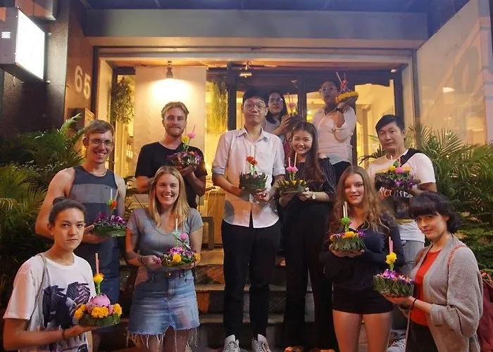 Good One Poshtel & Cafe Bar 호스텔 방콕